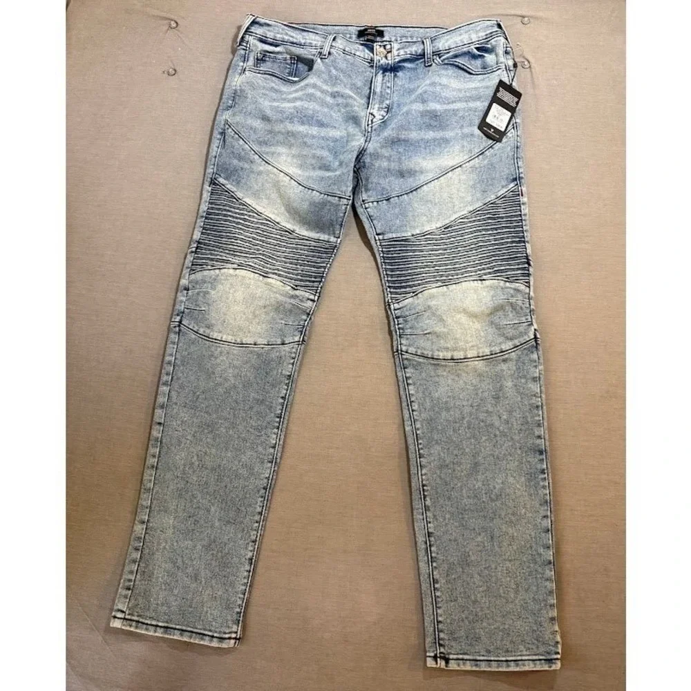 True Religion Rocco Moto Relaxed Skinny Jeans Mens Light Budding Wash NWT 38x32.